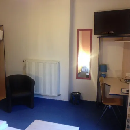 Cesar Centre-ville Gare 酒店 Charleville-Mézières