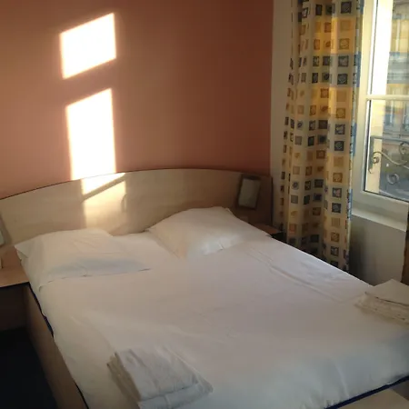 Cesar Centre-ville Gare Charleville-Mézières