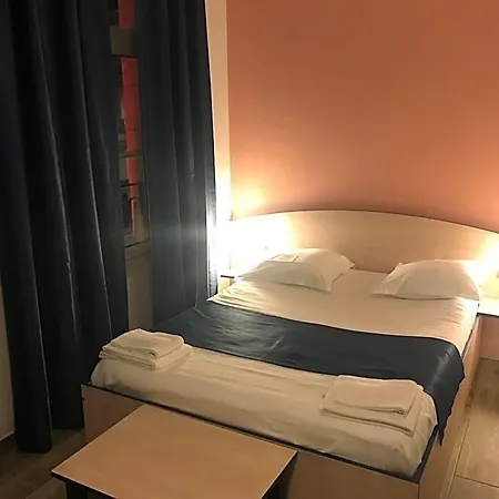 Szálloda Cesar Climatisation Dans La Majorite Des Centre-ville Gare 2*