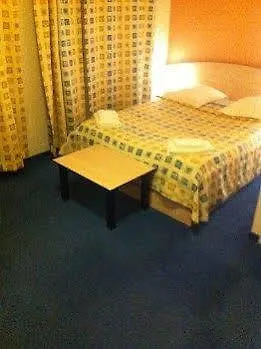 Cesar Centre-ville Gare Hotel Charleville-Mézières