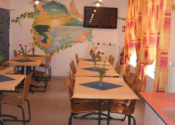 Cesar Centre-ville Gare 2*